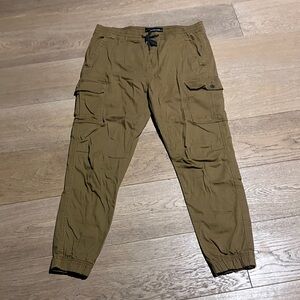 Utility Cargo Jogger Pants in Olive Green - Unbranded